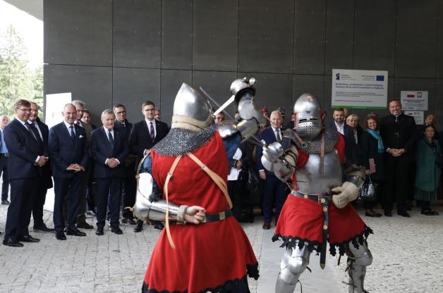 Wicepremier Piotr Gliński podczas otwarcia nowej siedziby Muzeum Bitwy pod Grunwaldem: Pamięć o wydarzeniach pod Grunwaldem to element polskiej tożsamości